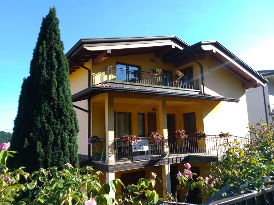 B&B Miravalle Scanzorosciate Bagian luar foto