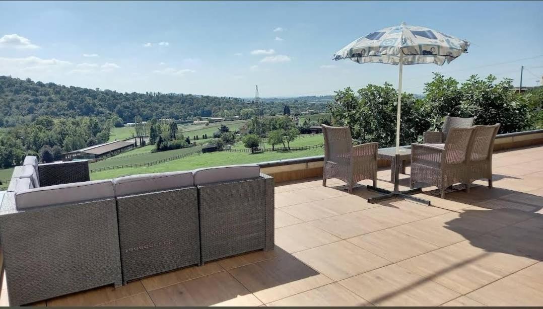 B&B Miravalle Scanzorosciate Bagian luar foto