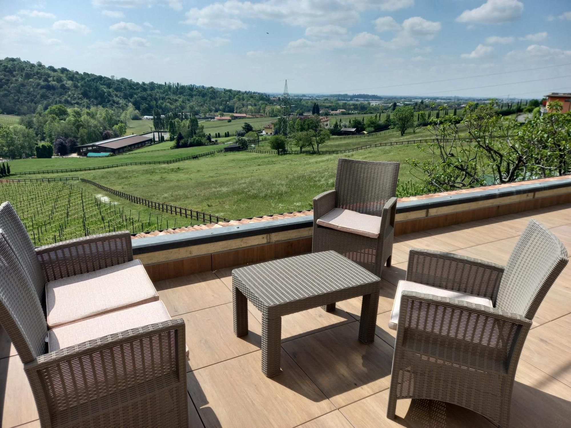 B&B Miravalle Scanzorosciate Bagian luar foto